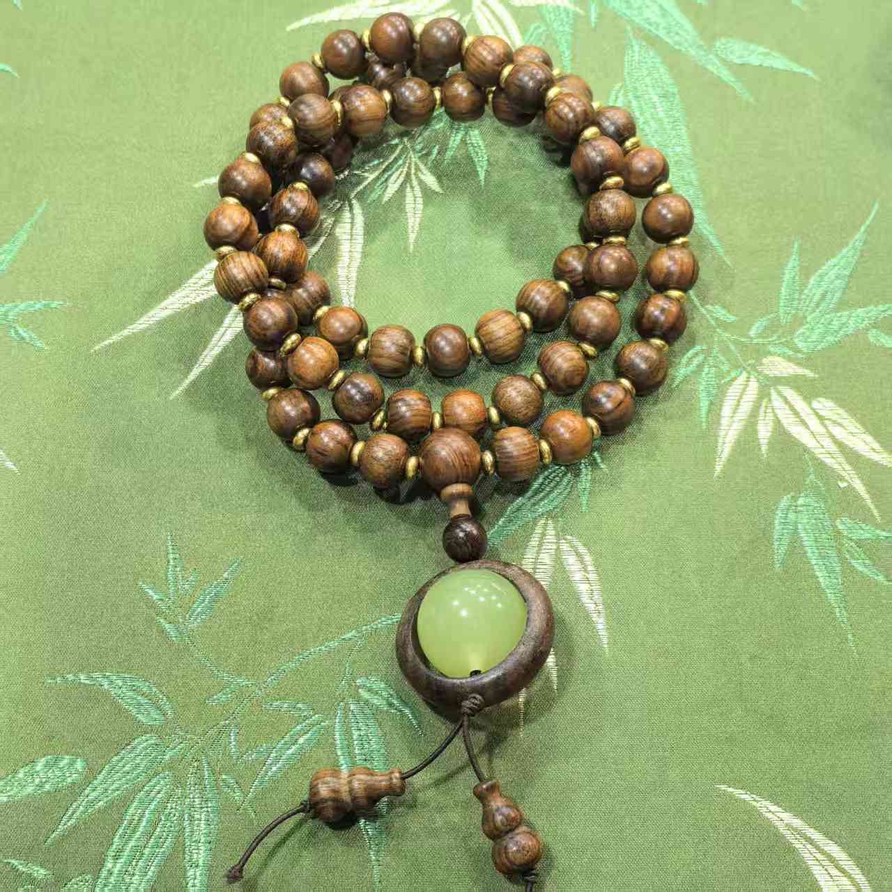 S0049-黑花梨1.0*0.8*108苹果珠多圈