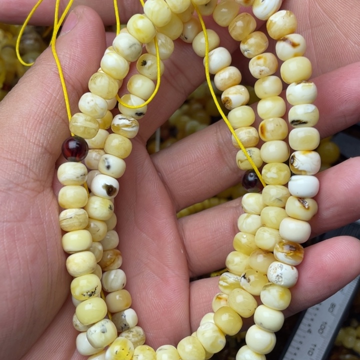 琥珀未镶嵌珠宝奇石