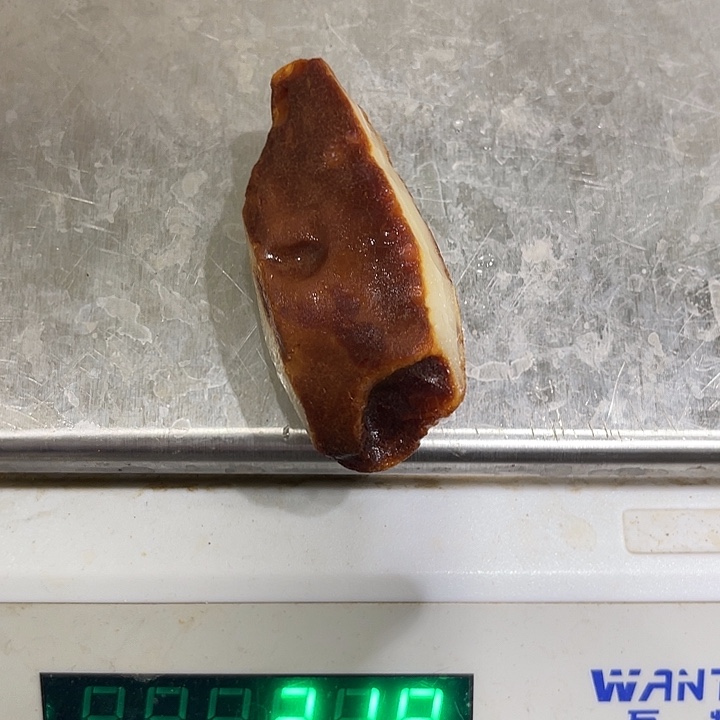 定制琥珀未镶嵌裸石