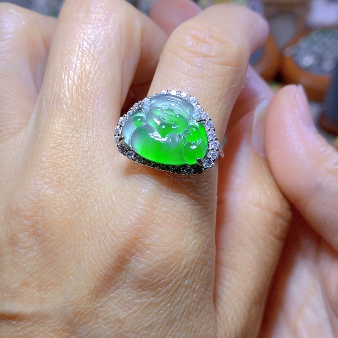 翡翠颈饰银S925镶嵌天然翡翠