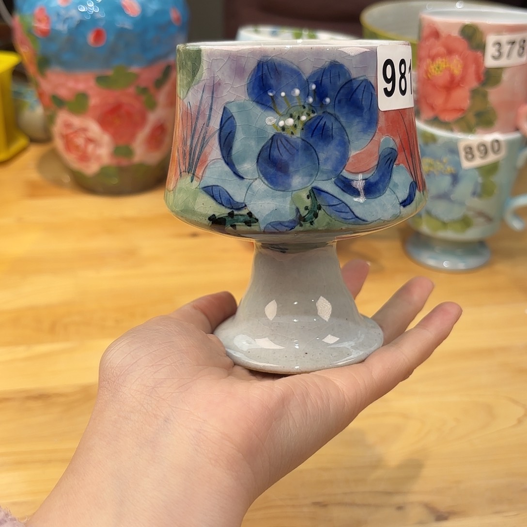 瓷片兔兔好可爱呀打