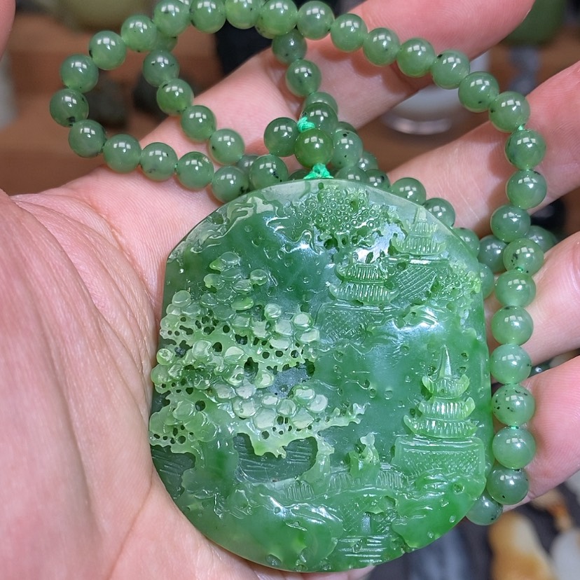 【闪购商品】颈饰未镶嵌和田玉（糖玉）