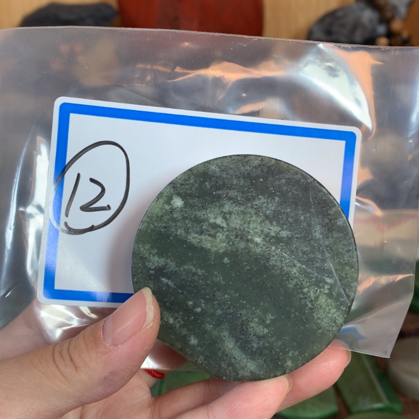 【闪购商品】和田玉镯子心未镶嵌