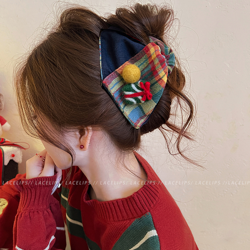 缤纷圣诞~三角抓夹女彩色毛毡球发夹2025新款高级感鲨鱼夹子发饰