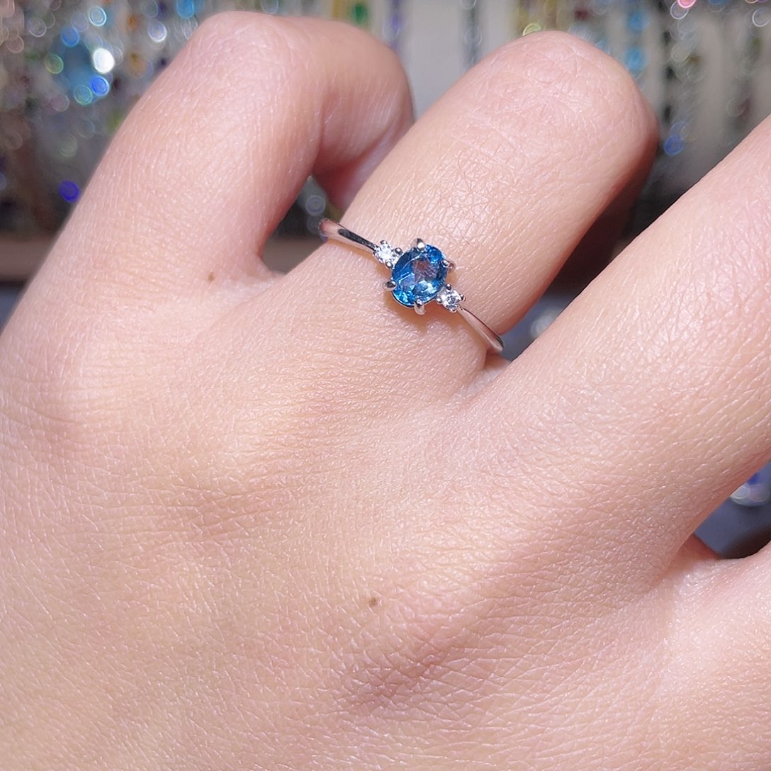 托帕石戒指银S925镶嵌