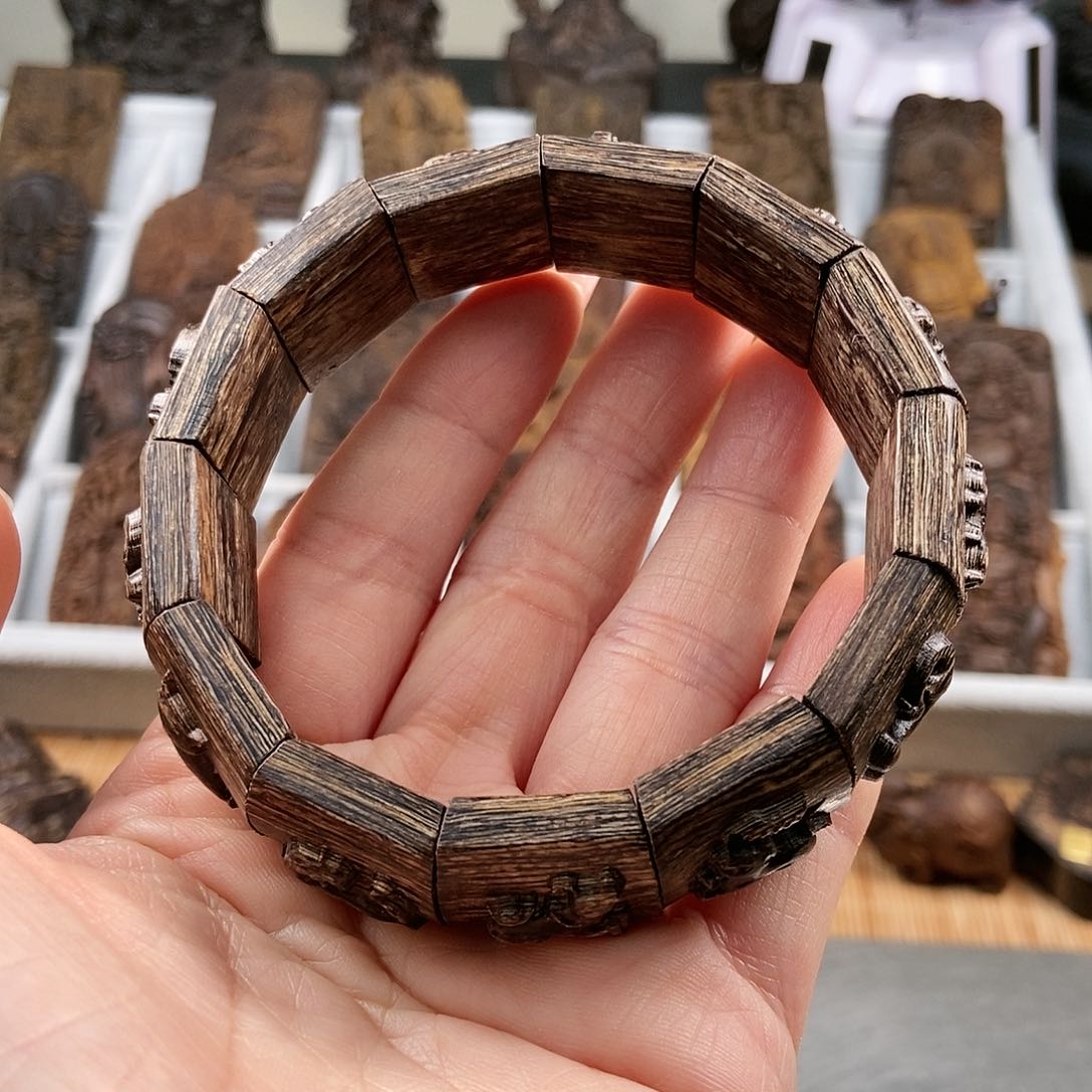 香榧木佛*恩越南虎皮料子