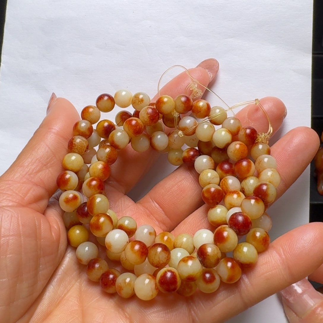 和田玉（糖玉）未镶嵌颈饰