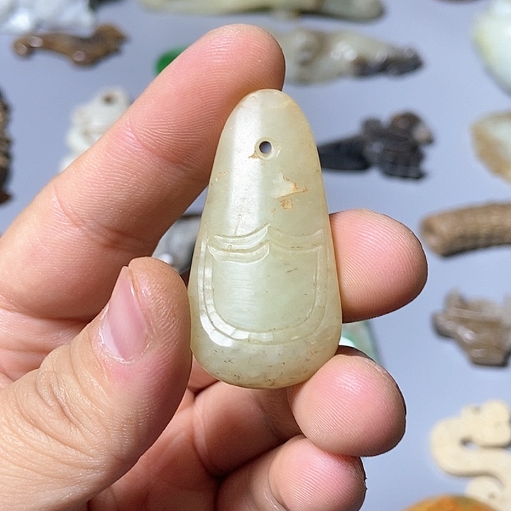 和田玉未镶嵌颈饰93