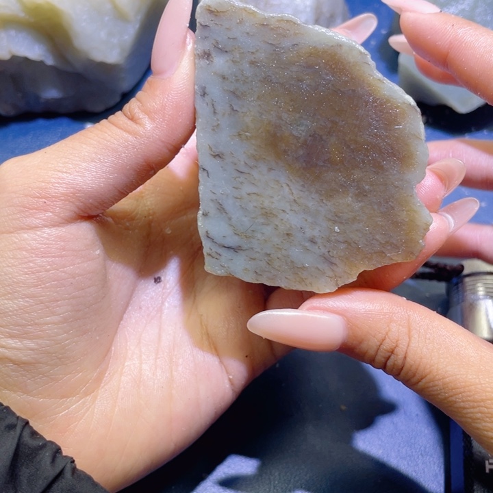 和田玉未镶嵌珠宝半成品