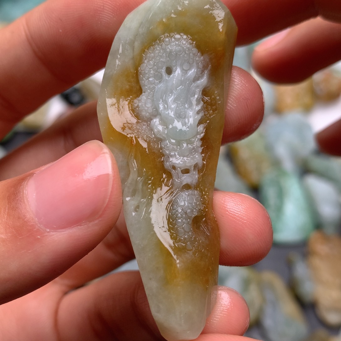 定制翡翠未镶嵌翡翠