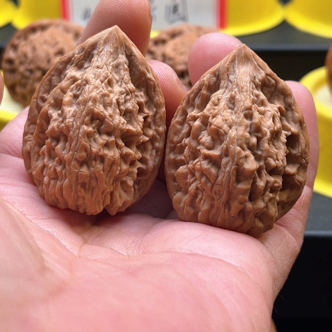 文玩核桃吊坠金32微修野生塔尖