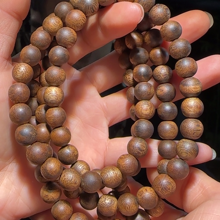 沉香手串海南老白棋09链子40克+