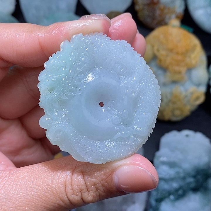 定制翡翠未镶嵌翡翠