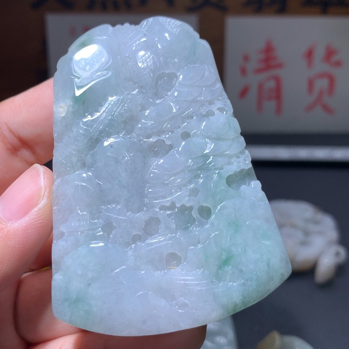 翡翠未镶嵌颈饰保真天然A货翡翠