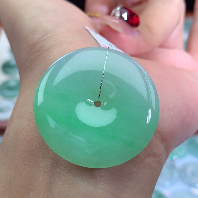 【闪购商品】翡翠吊坠(不含链)未镶嵌