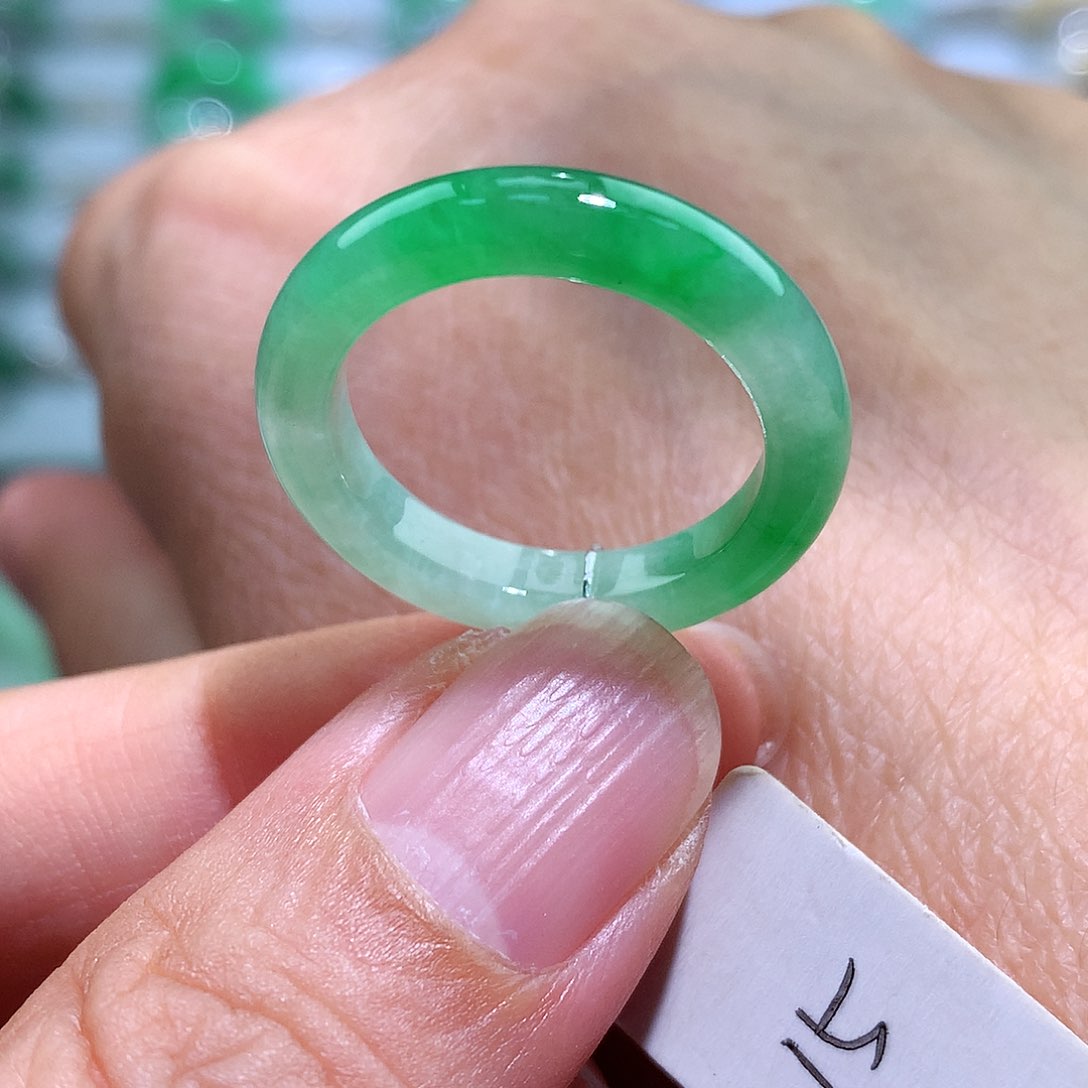翡翠戒指未镶嵌15号