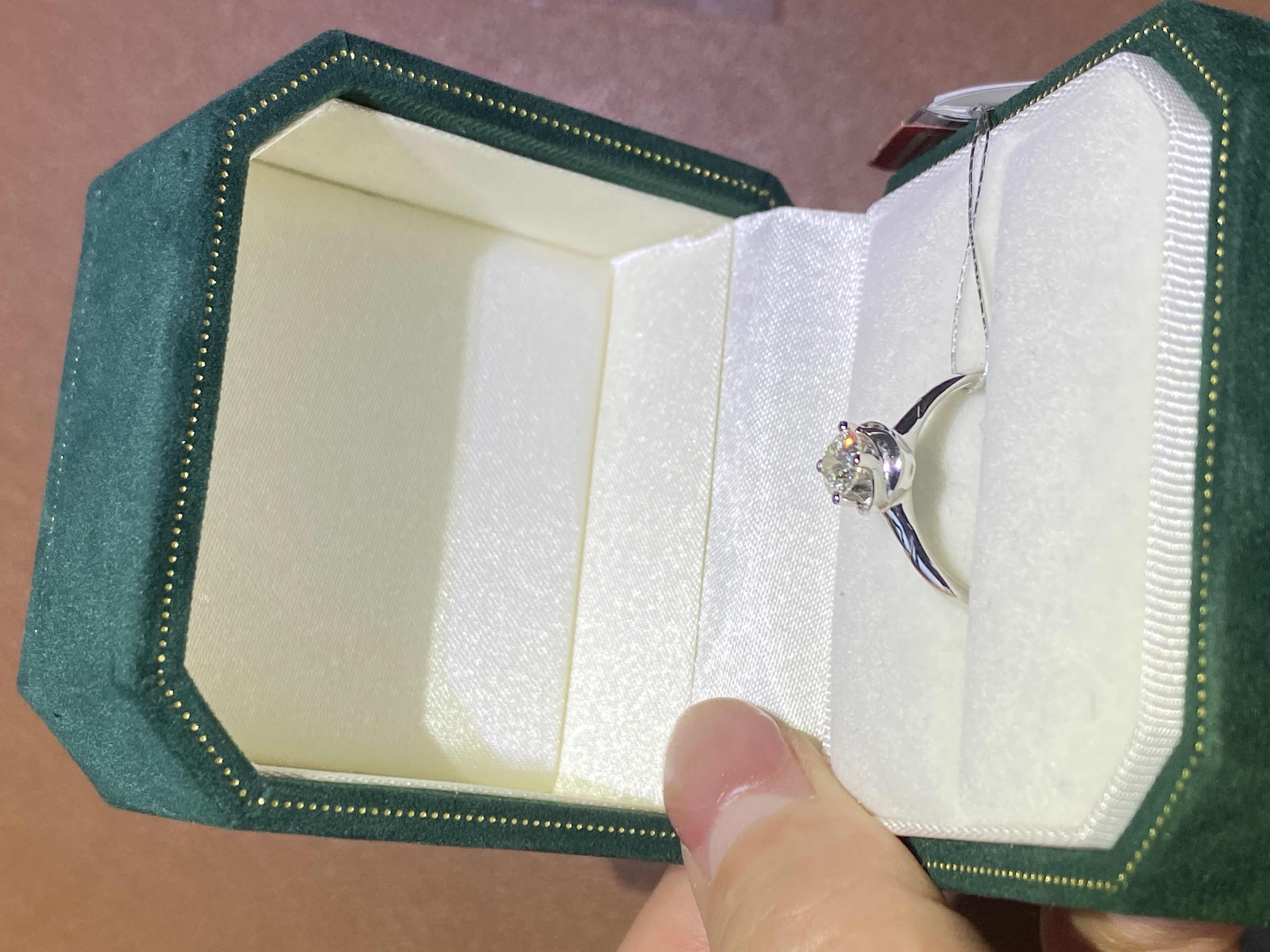 50分18K金天然钻石戒指 /4034568