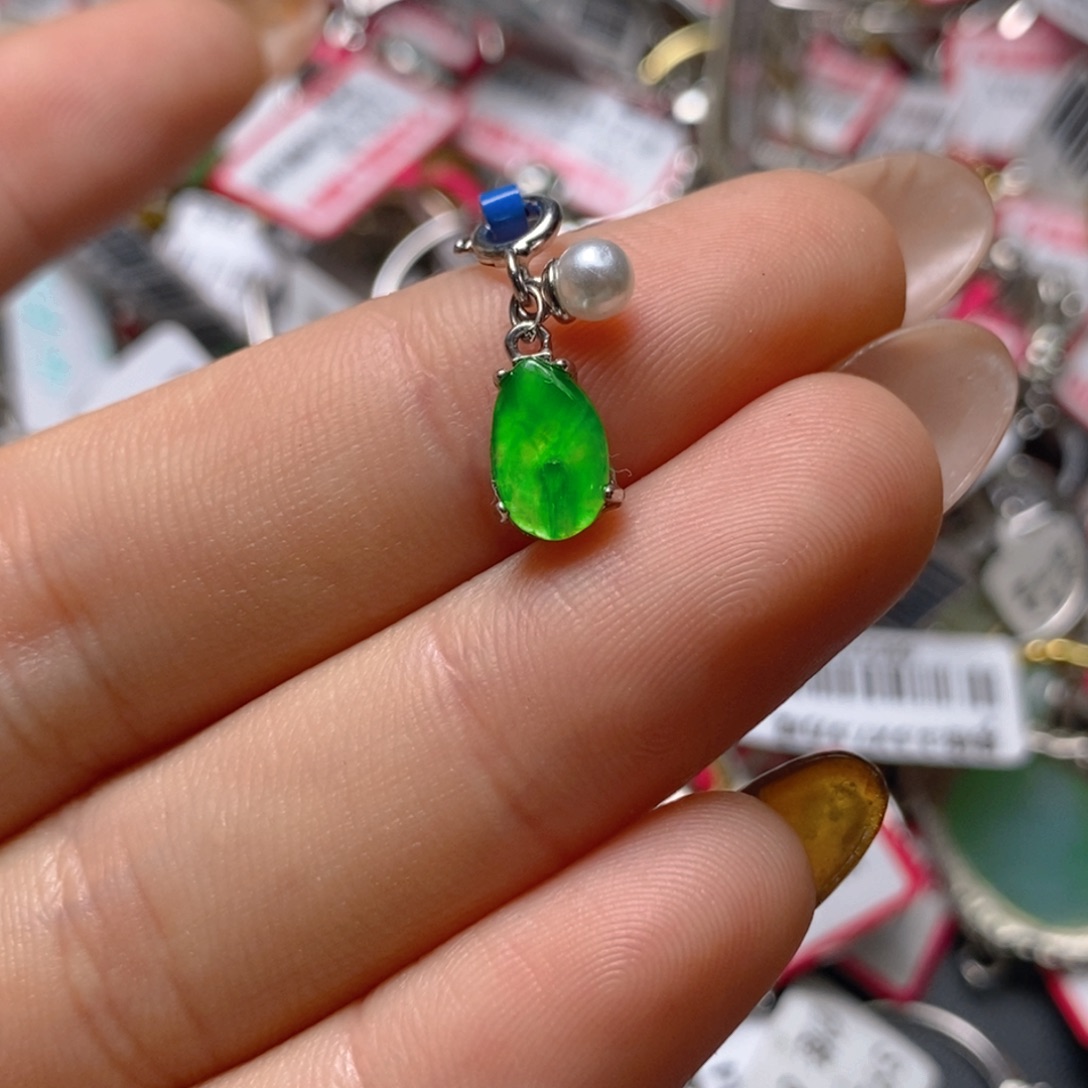 银S925镶嵌戒指翡翠百内无证书