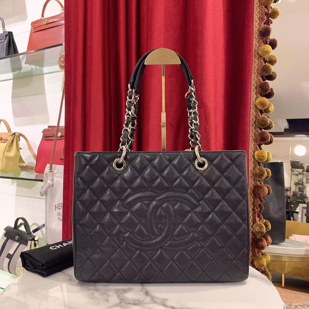 95新 Chanel/香奈儿 gst中号黑银荔枝牛皮单肩包/43442320