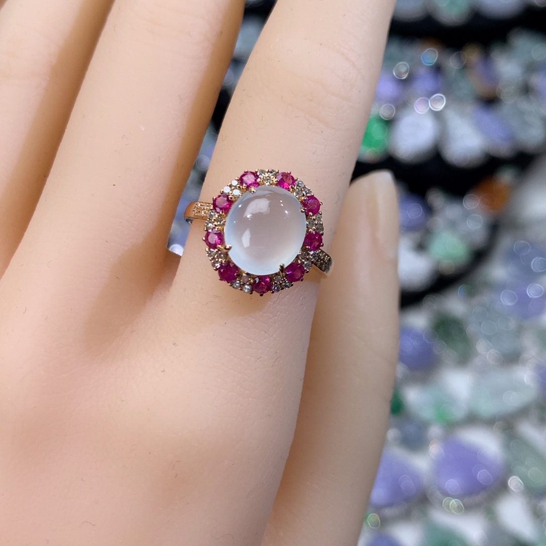 翡翠18K金镶嵌戒指