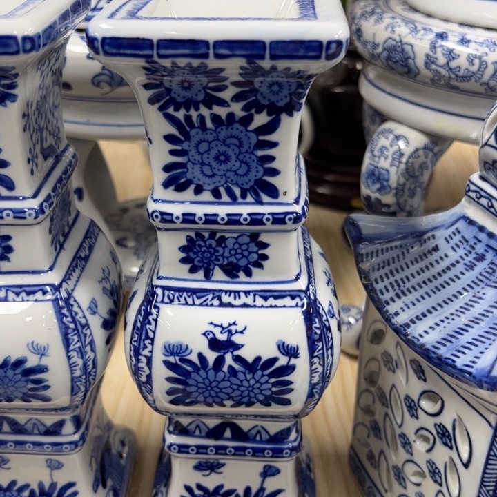 瓷片微瑕。。。。。。。。。。。