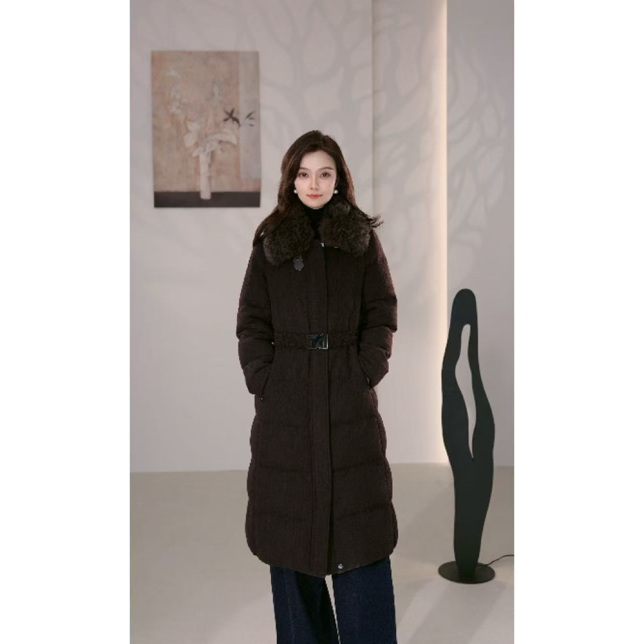 正肩袖女厚款秋冬翻领皮毛一体鹅绒服