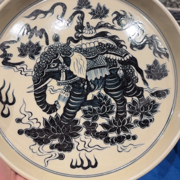 景德镇陶瓷博物有限公司