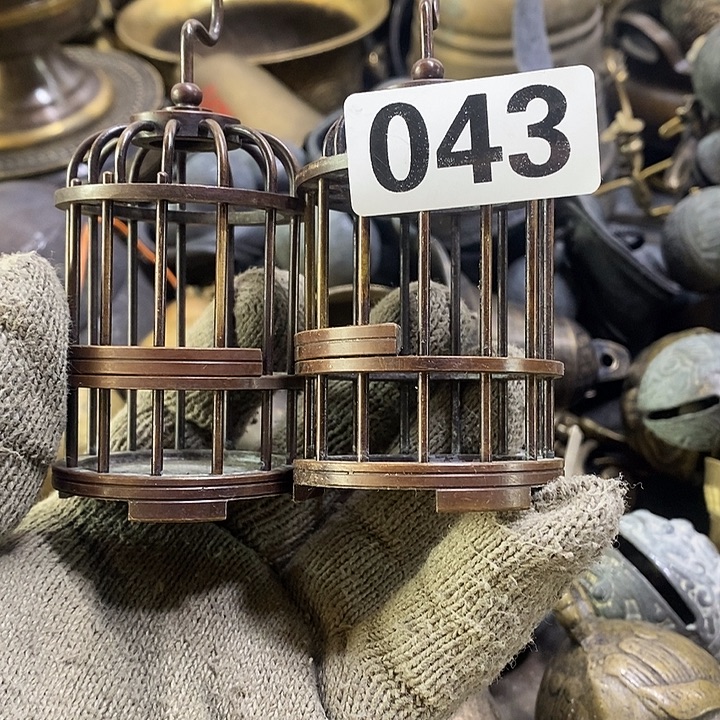 沁***卉闪电购铜摆件工艺品043
