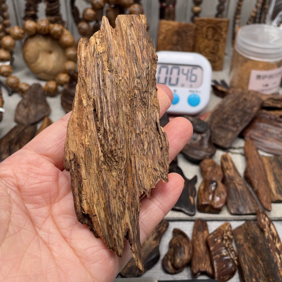 沉香沉香碎屑巴拉望岛12.8+