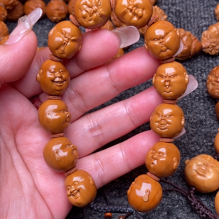 吊坠橄榄核秃了咯OK了健健康康