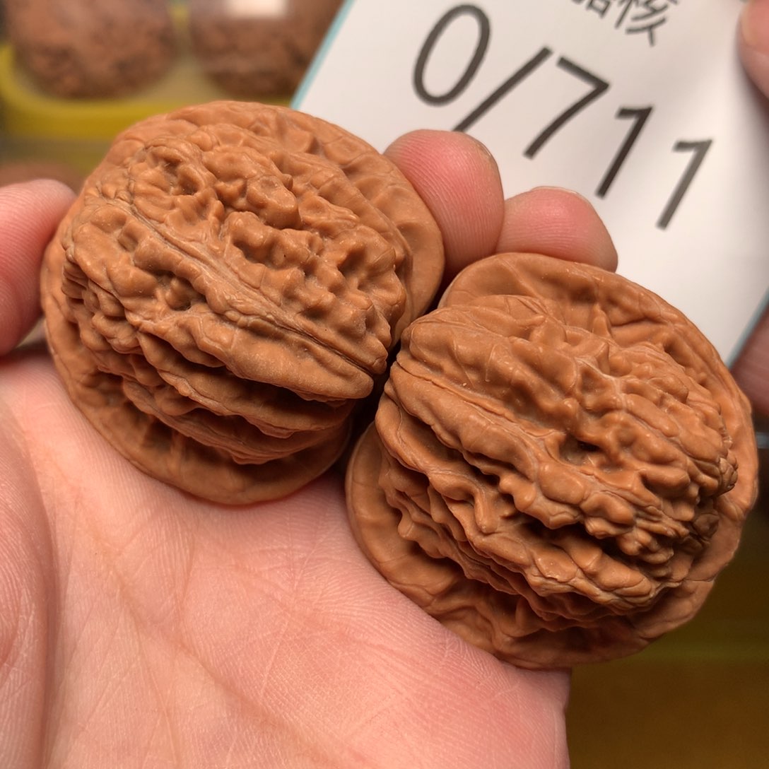 文玩核桃把件汉高楼39