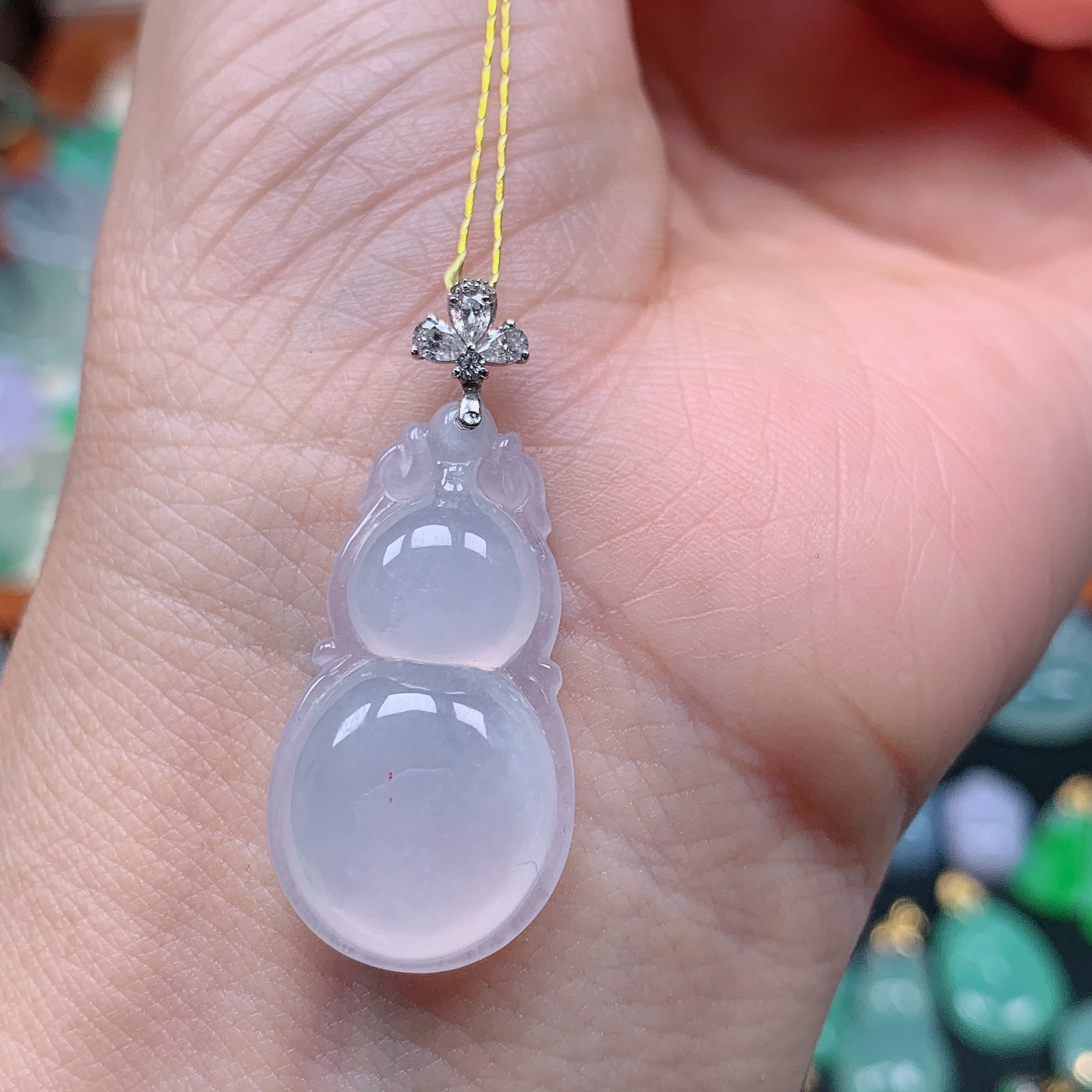 缅甸天然A货翡翠，冰润葫芦 编号585/1217尺29.5-15.5-6.4