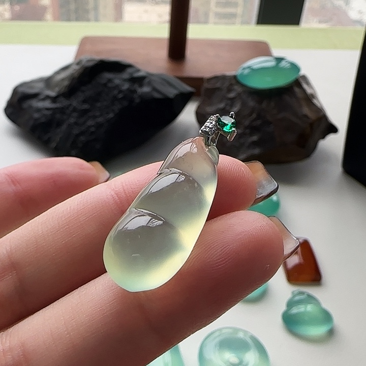 ****雪岫玉银S925镶嵌吊坠(不含链)