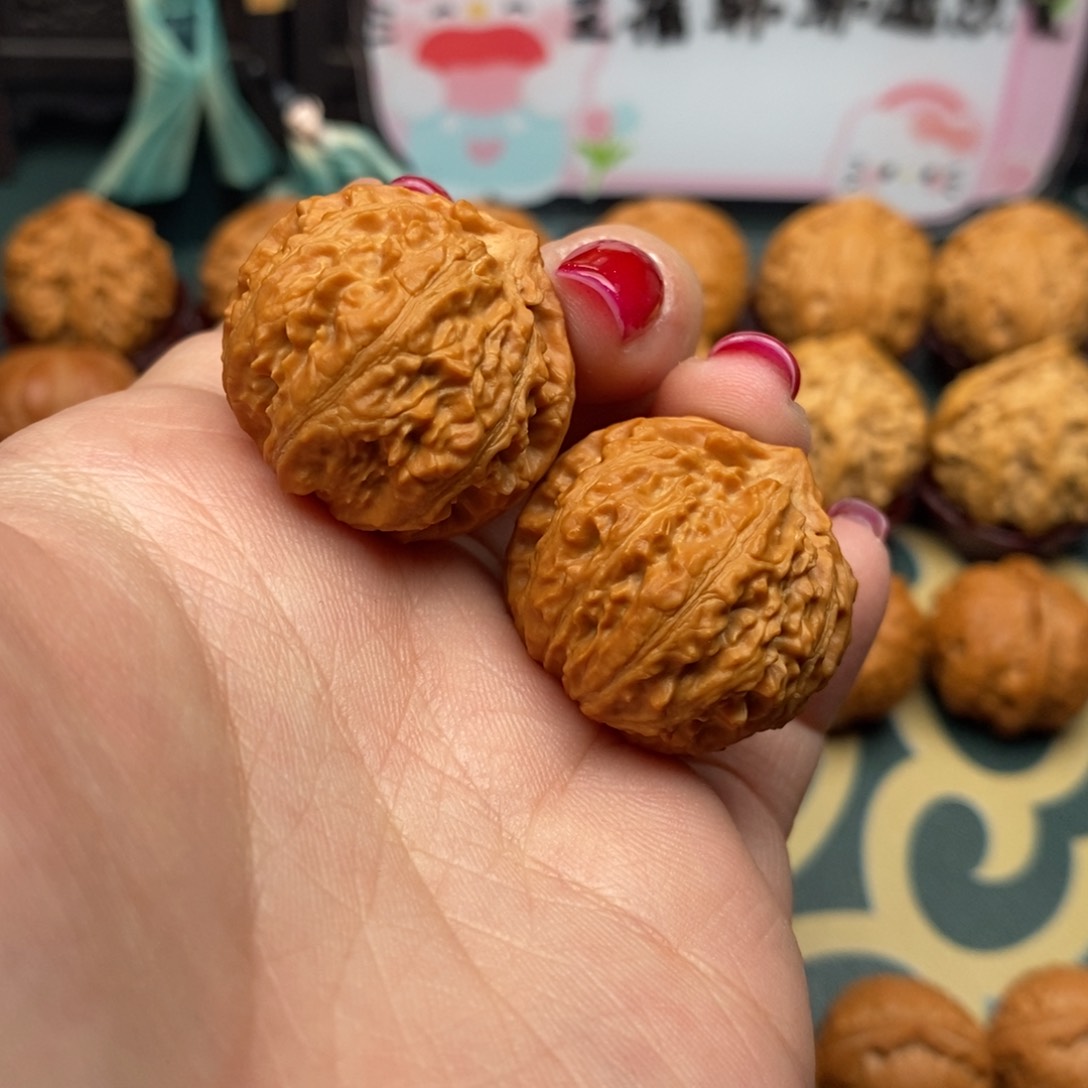 文玩核桃把件狮子头