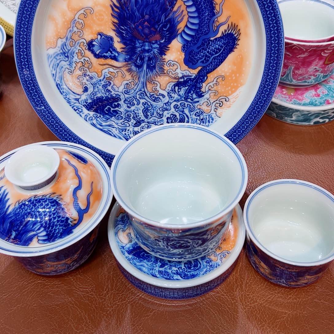 摆件景德镇陶瓷学院等多家单位建立合作