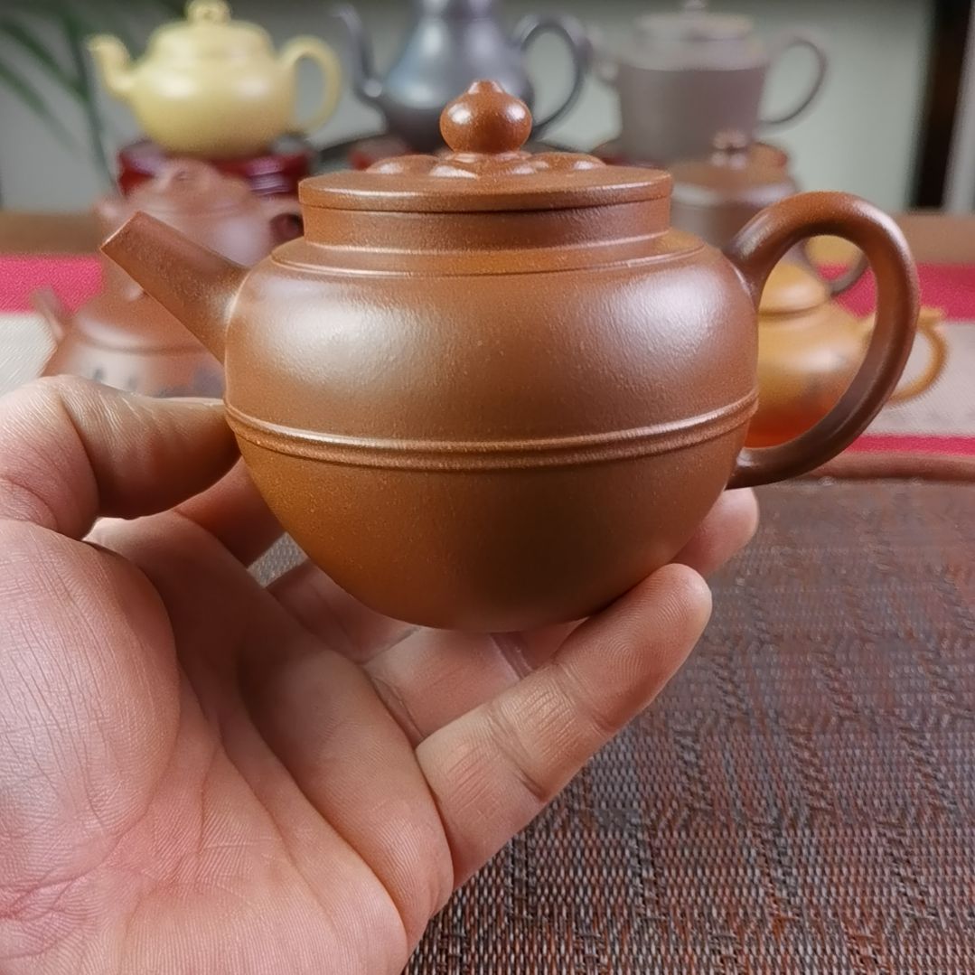 紫砂茶壶沉香泥菱花玉带250CC