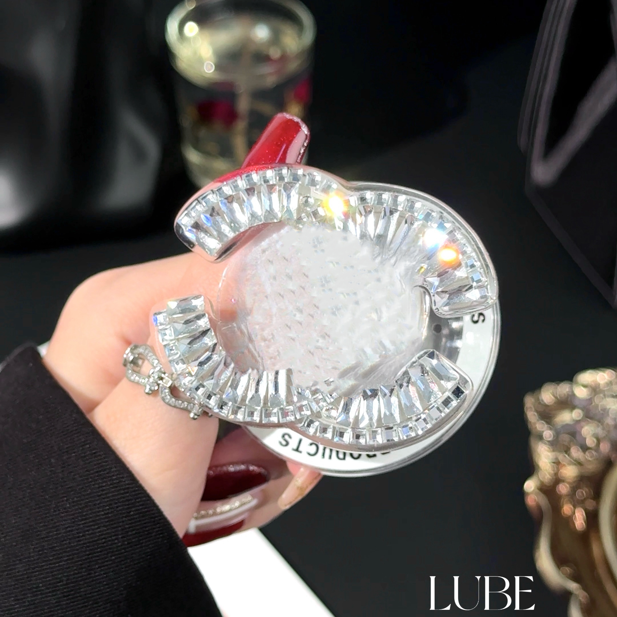 【绝世冰晶】歪歪高定手工钻磁吸支架适用于苹果安卓手机壳磁吸壳