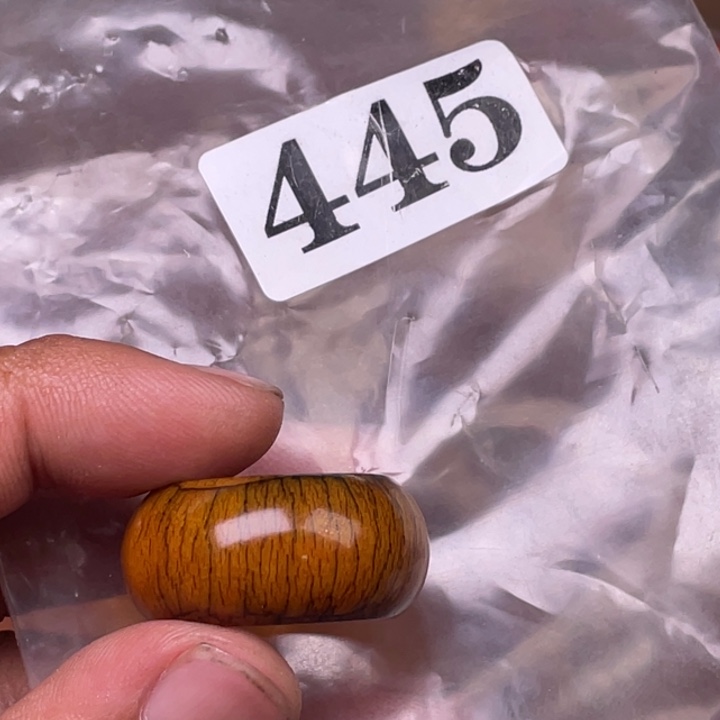 驼骨手串/手链人攻击样子