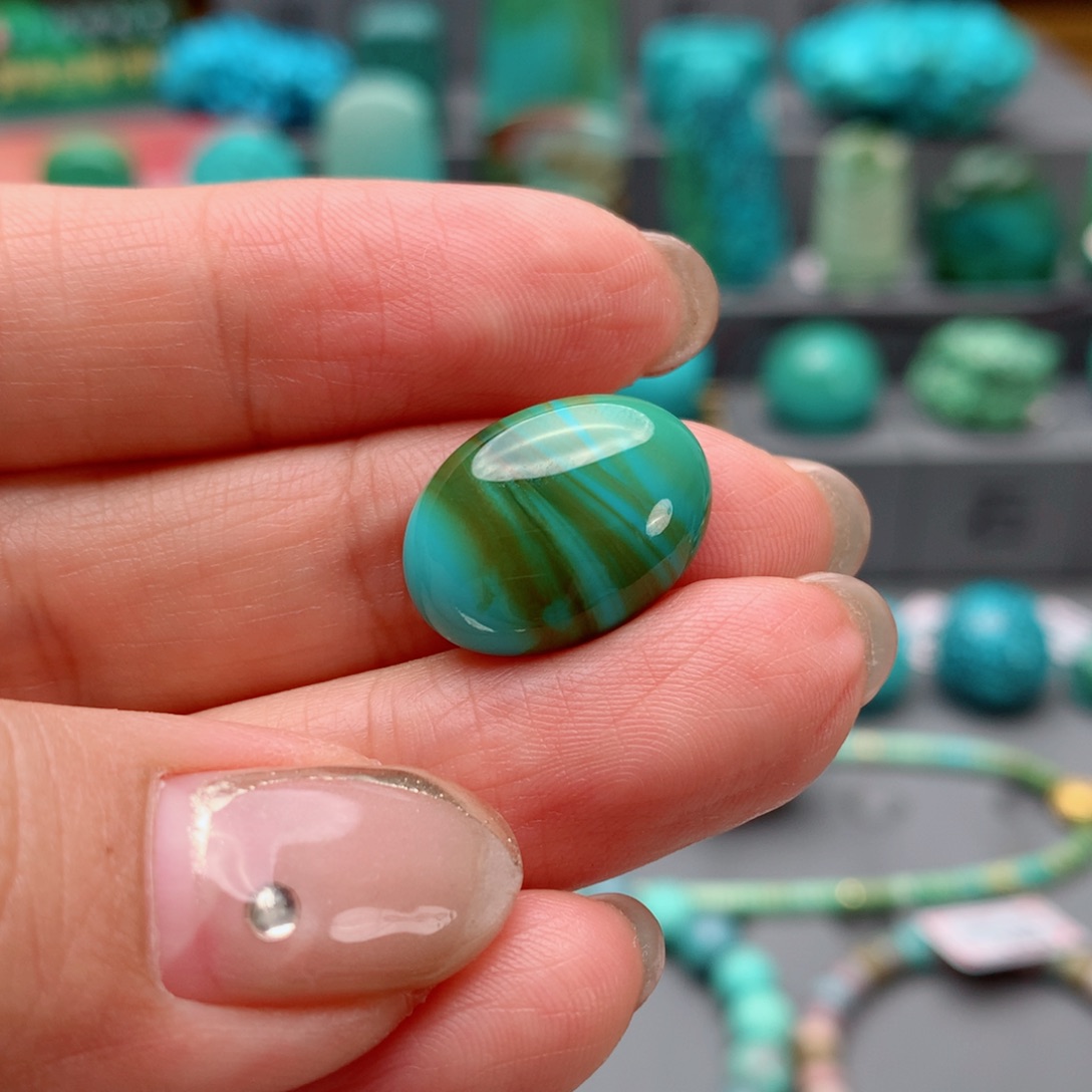 绿松石配饰未镶嵌