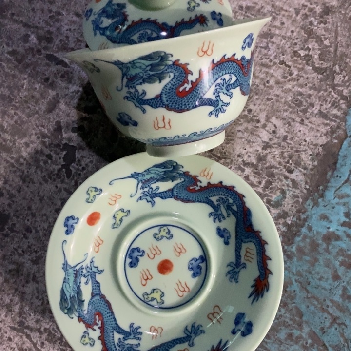 摆件陶绿稀土斗彩龙盖碗