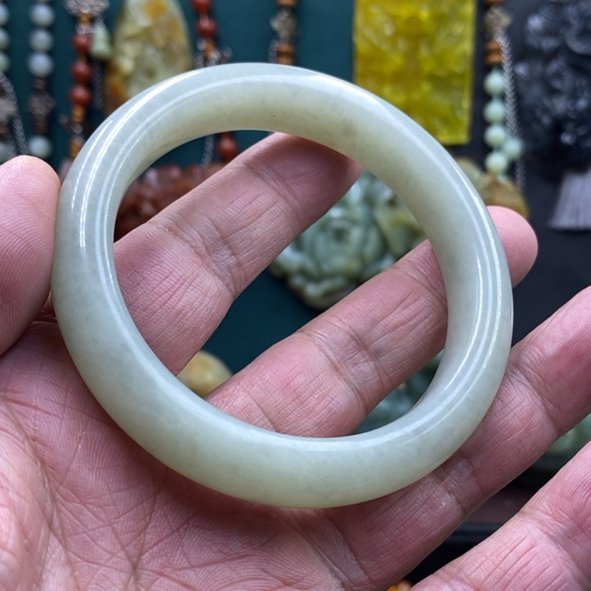 【闪购商品】未镶嵌岫玉手镯60