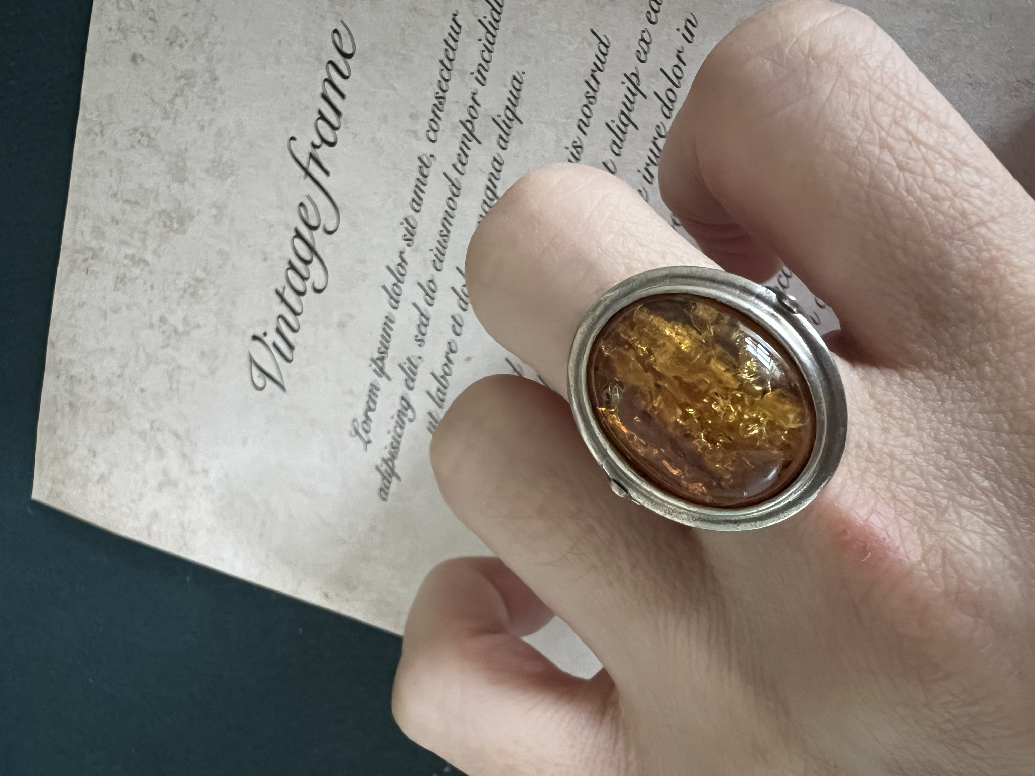 铜合金亚克力戒指 铜合金戒指 仿琥珀戒指 吊坠 项链 手链