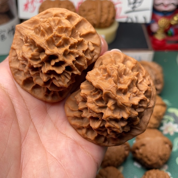 【闪购商品】文玩核桃吊坠50帝王