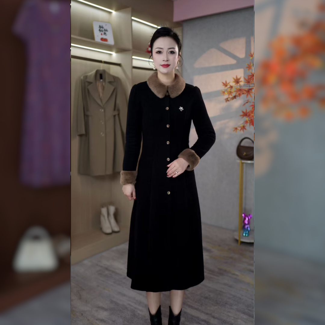 2025秋冬季新款连衣裙中长裙显瘦时尚长袖款洋气遮肉黑色带毛领
