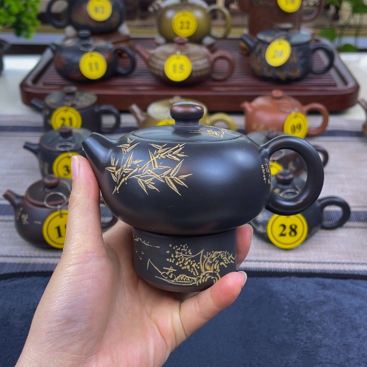 壶坭兴陶原矿料制作