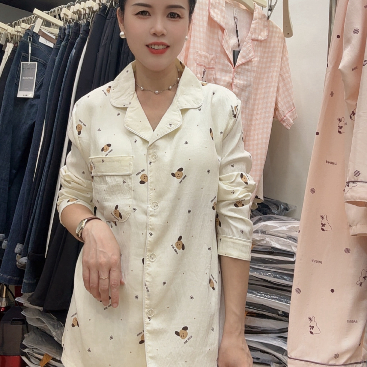 2025新款二件套装 女 时尚甜美带胸垫可外穿
