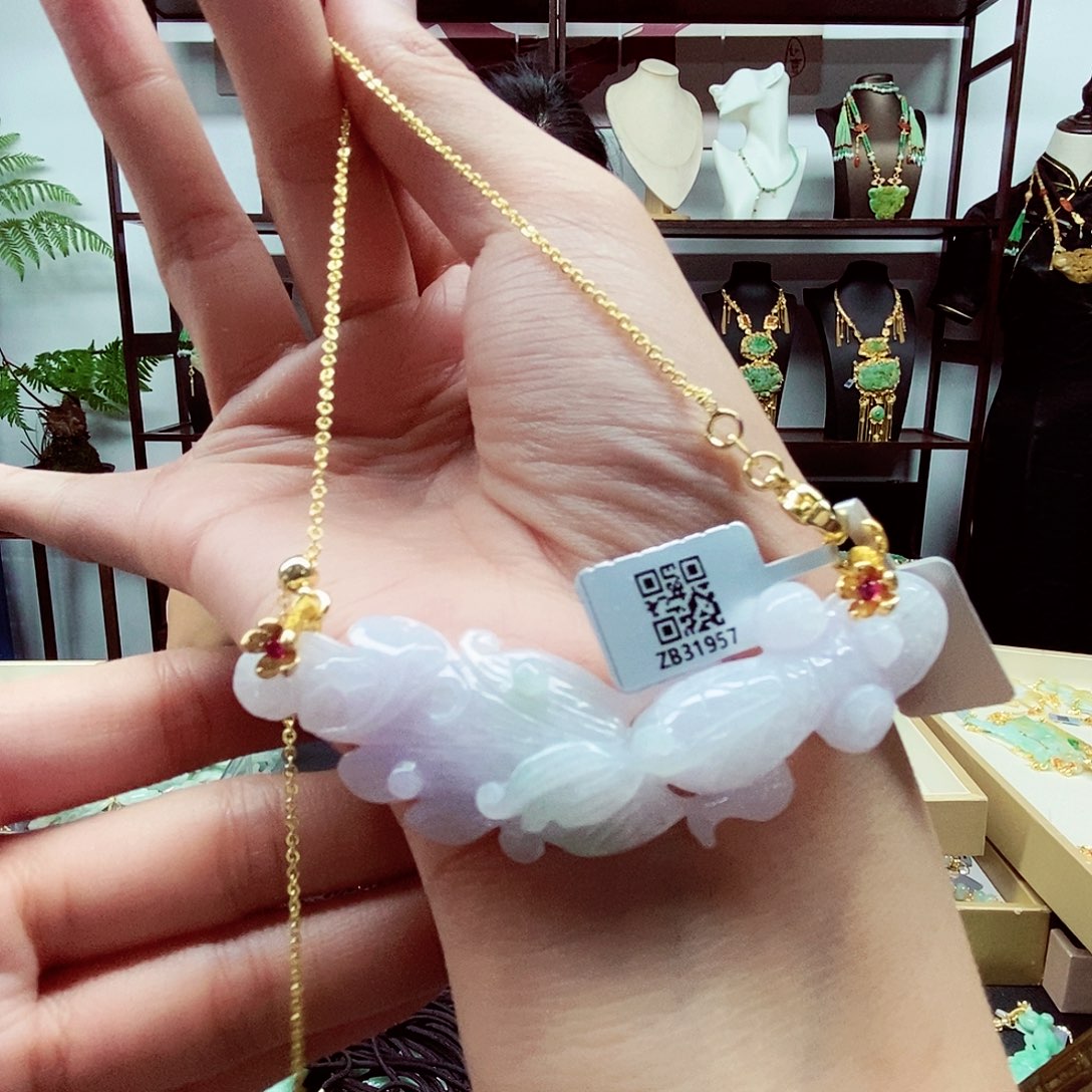 翡翠未镶嵌颈饰国风翡翠吊坠