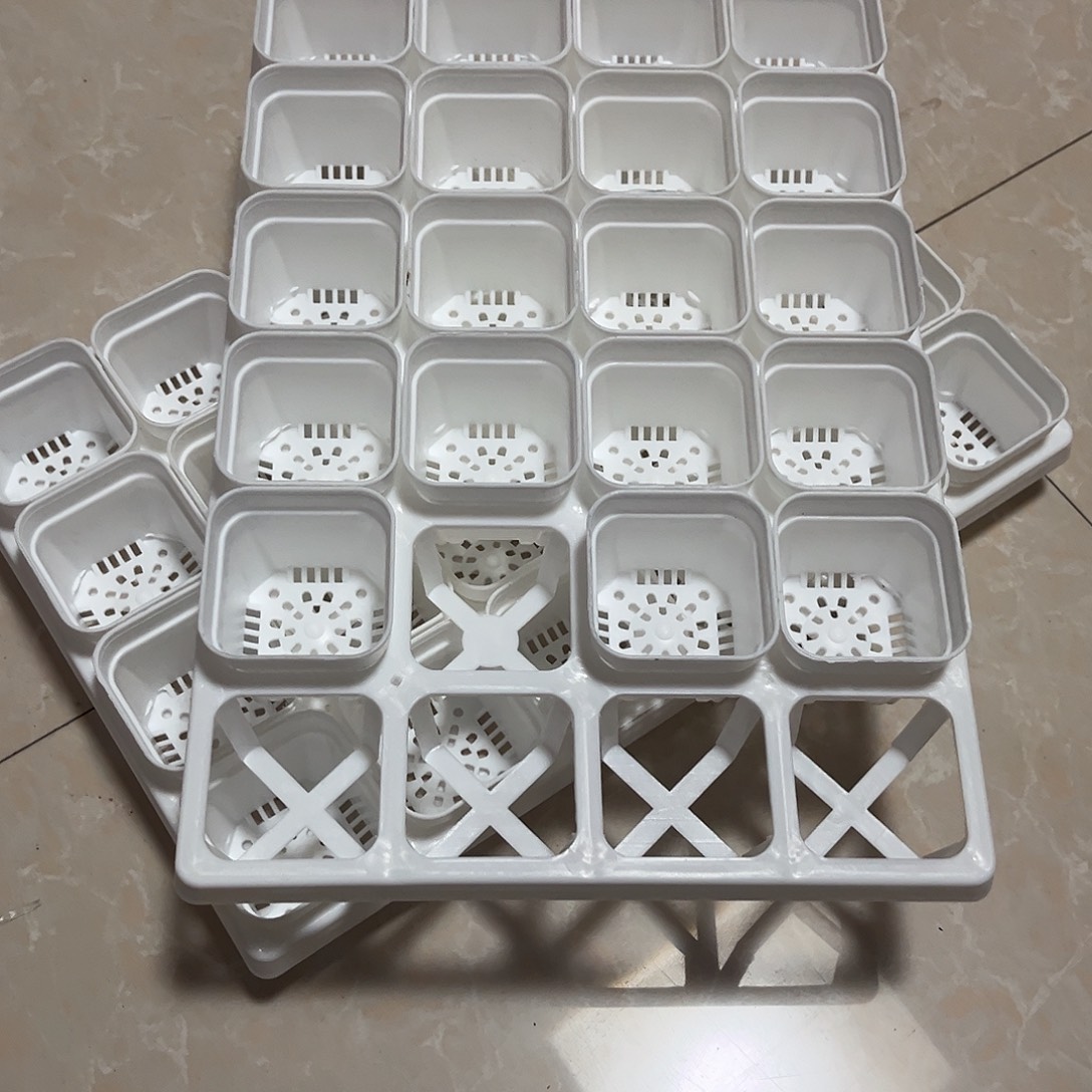 中厚口5.2高5白盆48个带2拖架