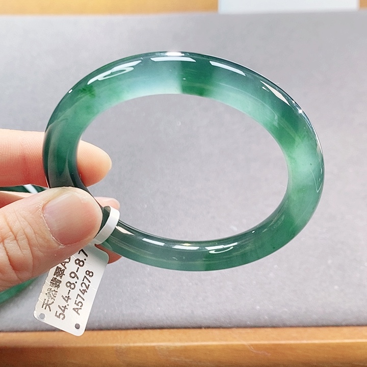 【闪购商品】翡翠手镯（圆镯）未镶嵌
