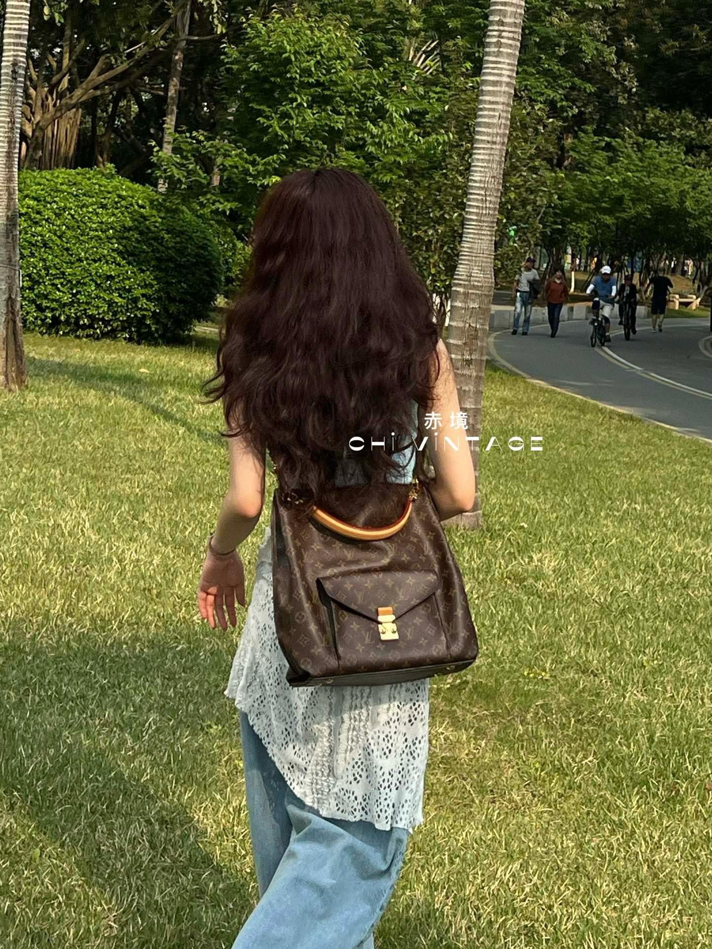 95新 LouisVuitton/路易威登 6938老花泫雅metis hobo斜挎包13